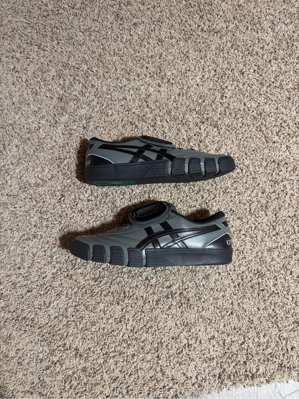 Asics - X OTTO 958 Gel Flexkee - Size 9 - Gunmetal/black- brand new